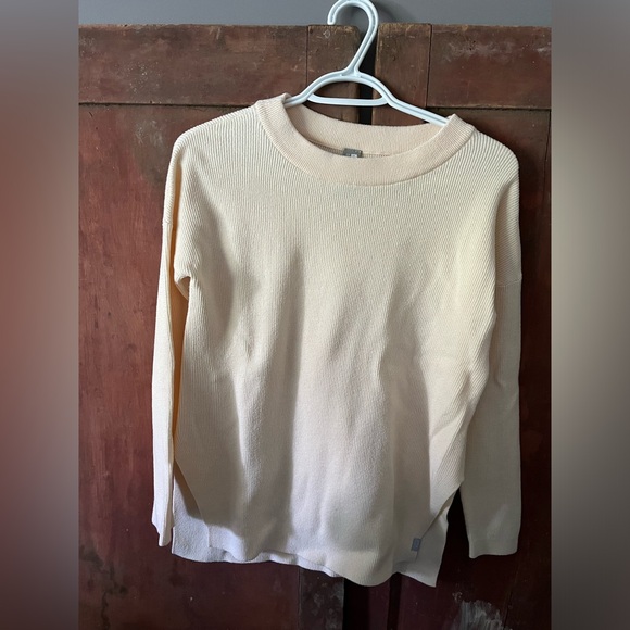 FWD sweater - Picture 6 of 6